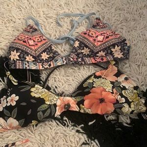 Billabong bikini top bundle